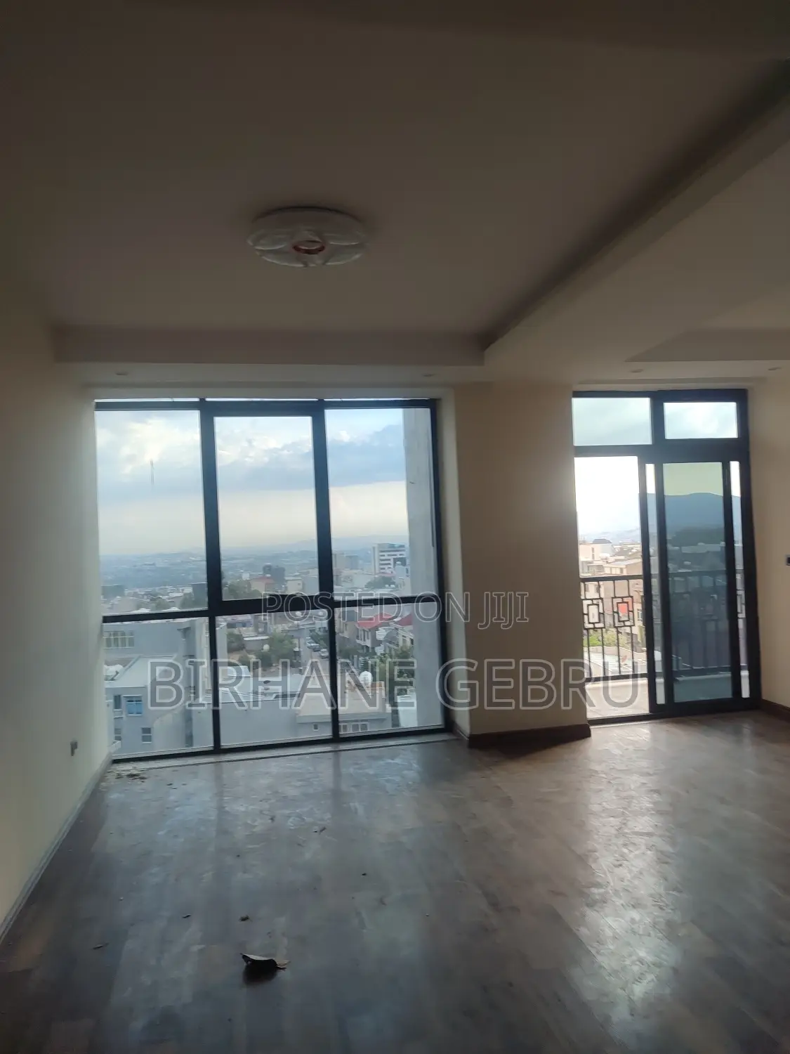 3bdrm Apartment in Luxury Apartiement, Bole for rent