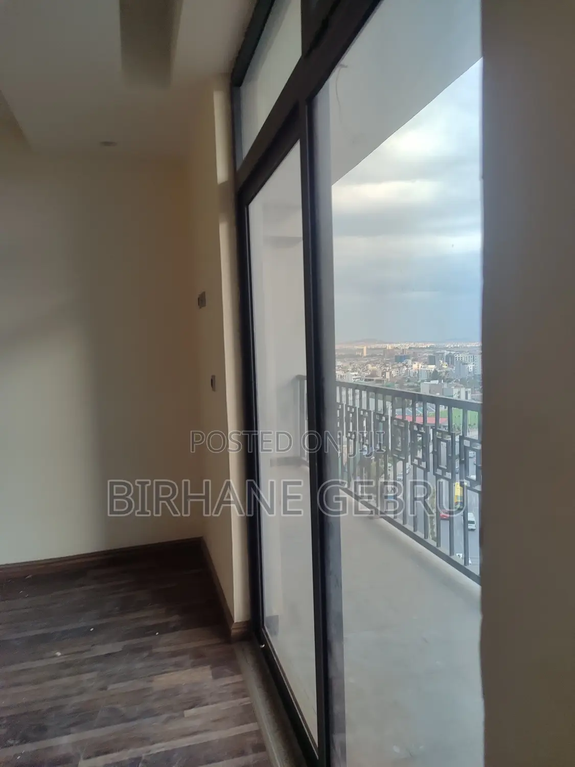 3bdrm Apartment in Luxury Apartiement, Bole for rent