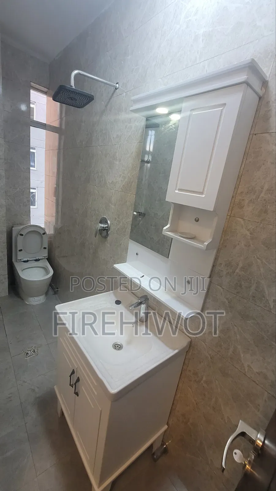 Furnished 2bdrm House in Condominium, Bole for sale