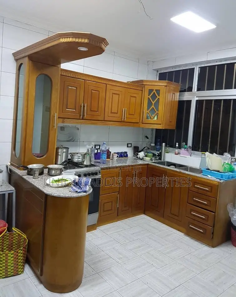Furnished 4bdrm House in Gullele for rent
