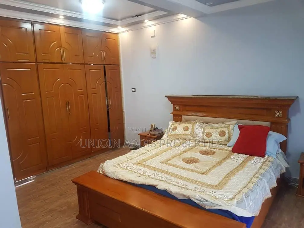 Furnished 4bdrm House in Gullele for rent