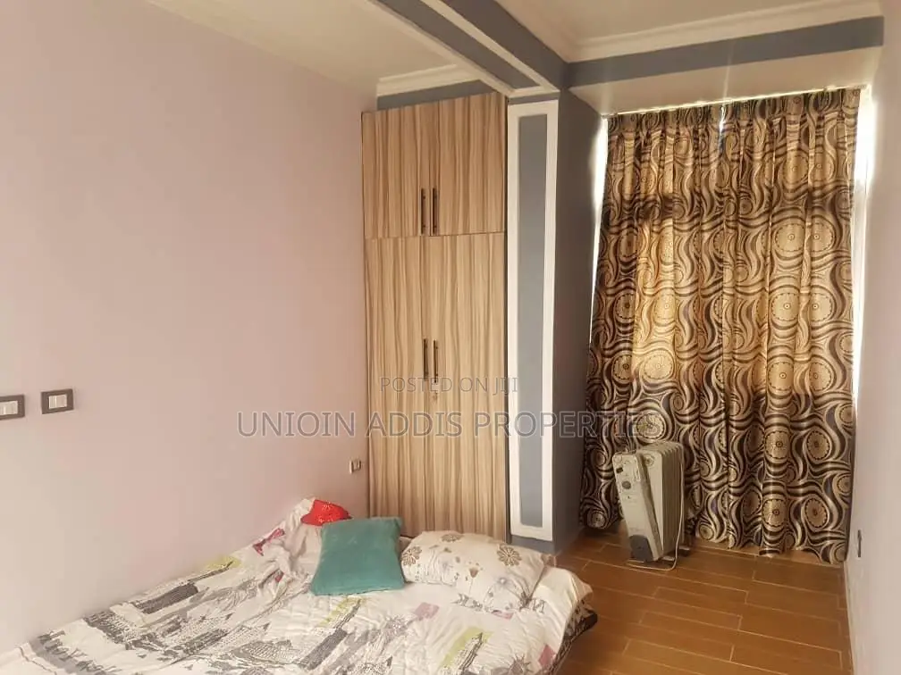 Furnished 4bdrm House in Gullele for rent