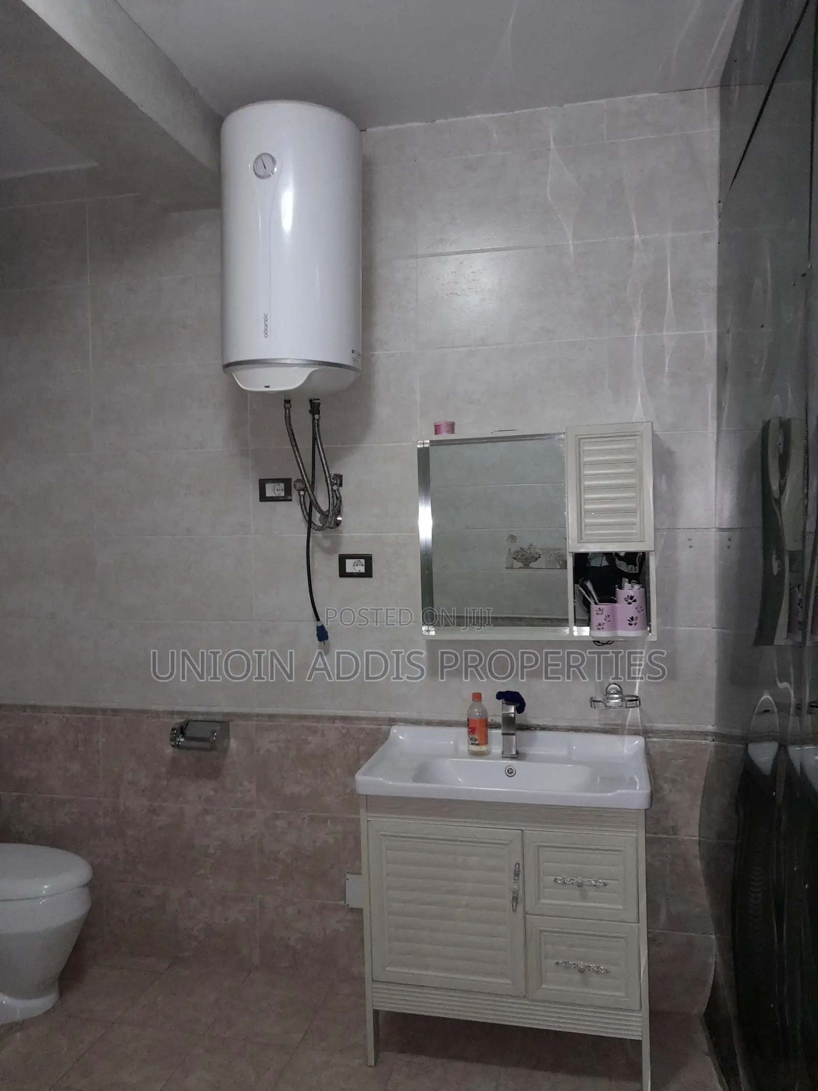 Furnished 4bdrm House in Gullele for rent