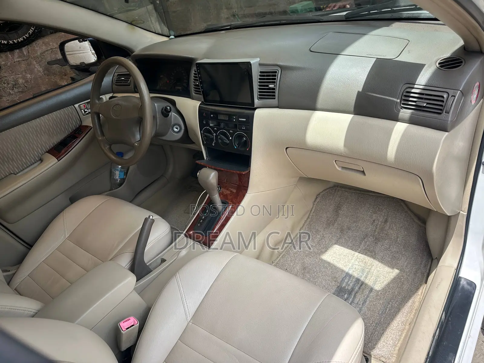 Toyota Corolla 2007 White