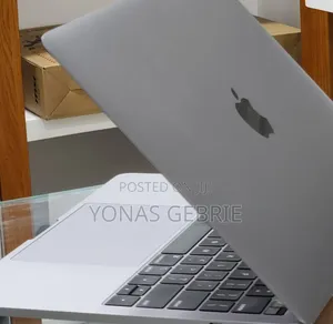 New Laptop Apple MacBook Pro 2019 16GB Intel Core i7 SSD 256GB