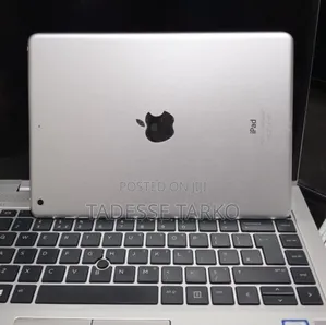 New Apple iPad Air 64 GB Silver