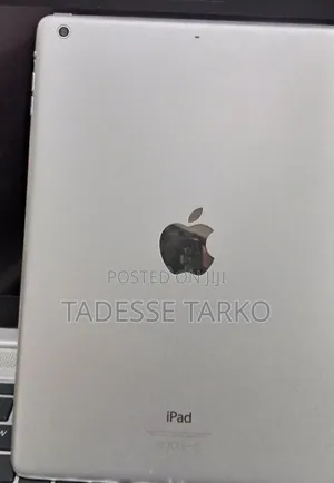 New Apple iPad Air 64 GB Silver