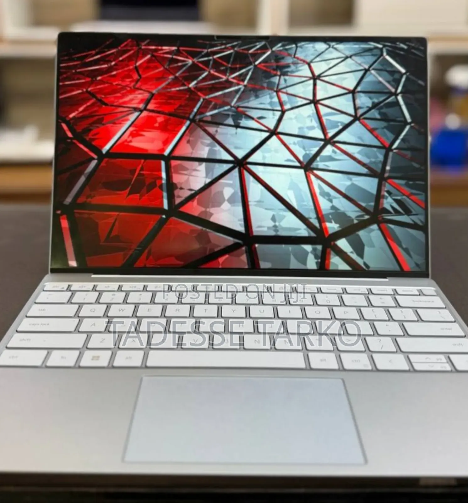 New Laptop Dell XPS 13 8GB Intel Core i5 SSD 256GB