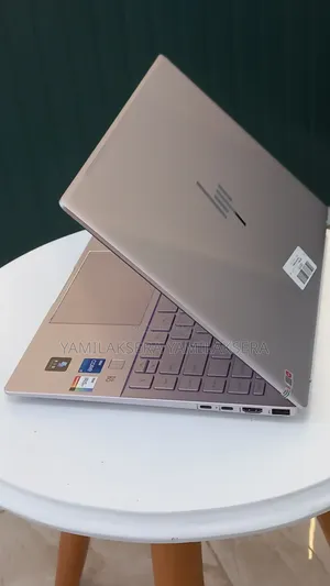 New Laptop HP Pavilion 14 16GB Intel Core i7 SSD 1T