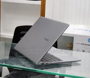 New Laptop 8GB Intel Core i5 SSD 512GB