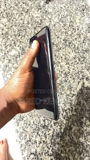 New Samsung Galaxy S20+ 5G 128 GB Black