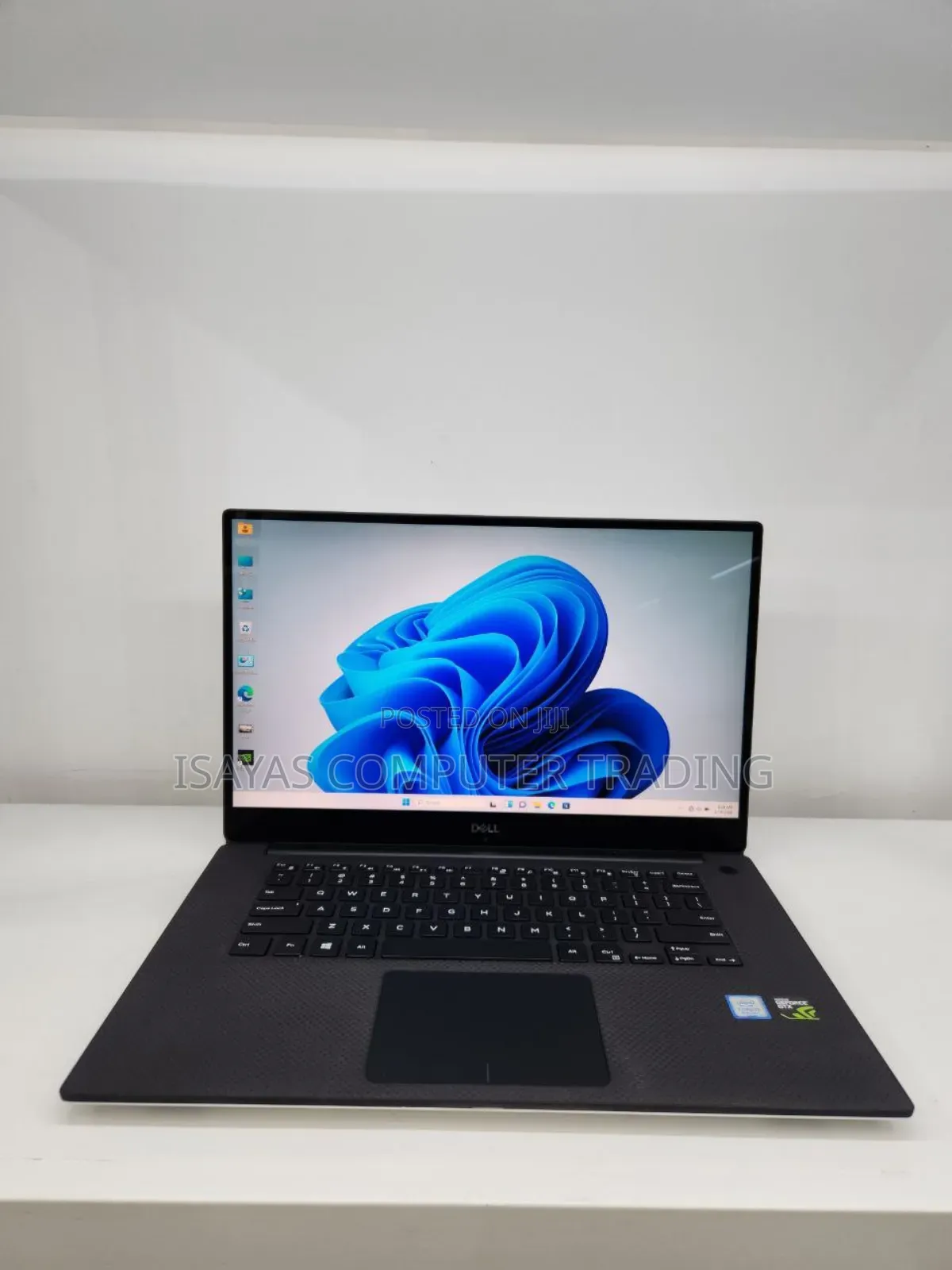 New Laptop Dell XPS 15 16GB Intel Core i7 SSD 512GB