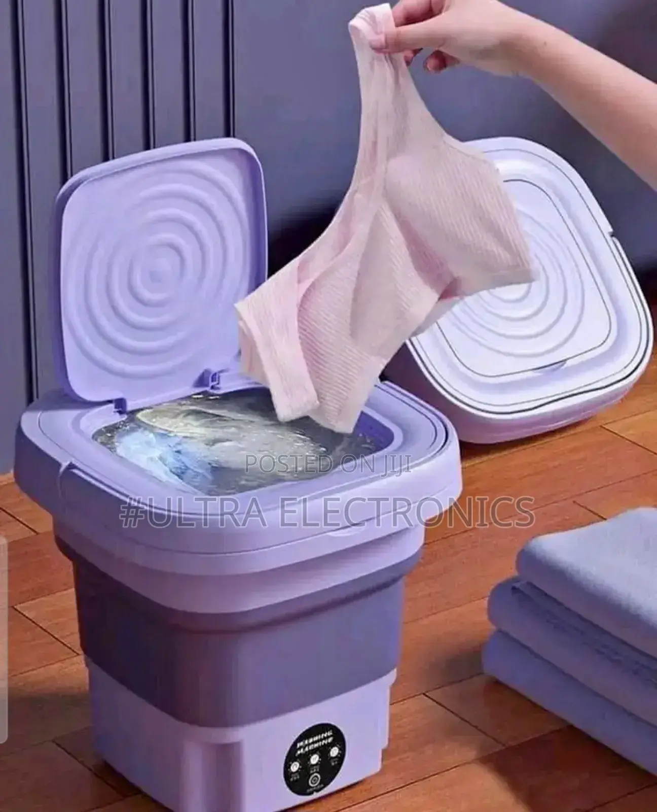 Portable, Foldable Mini Washing Machine Designed for Small L