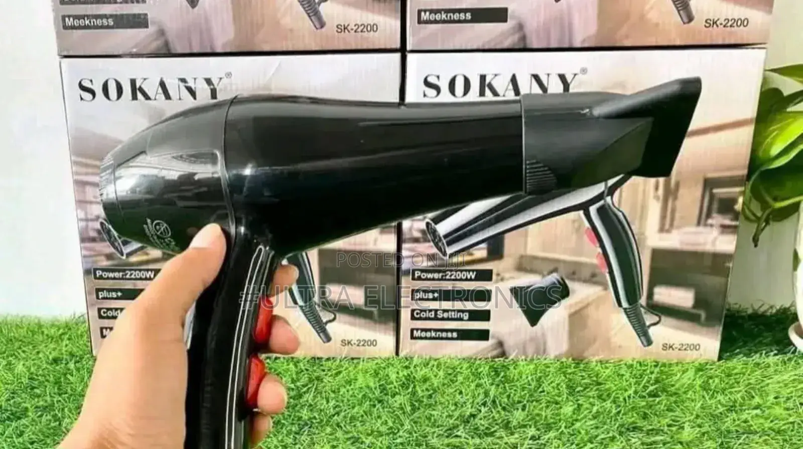 Sokany Professional Hair Dryer, Model Sk-2200. Power: 2200 Watts.
