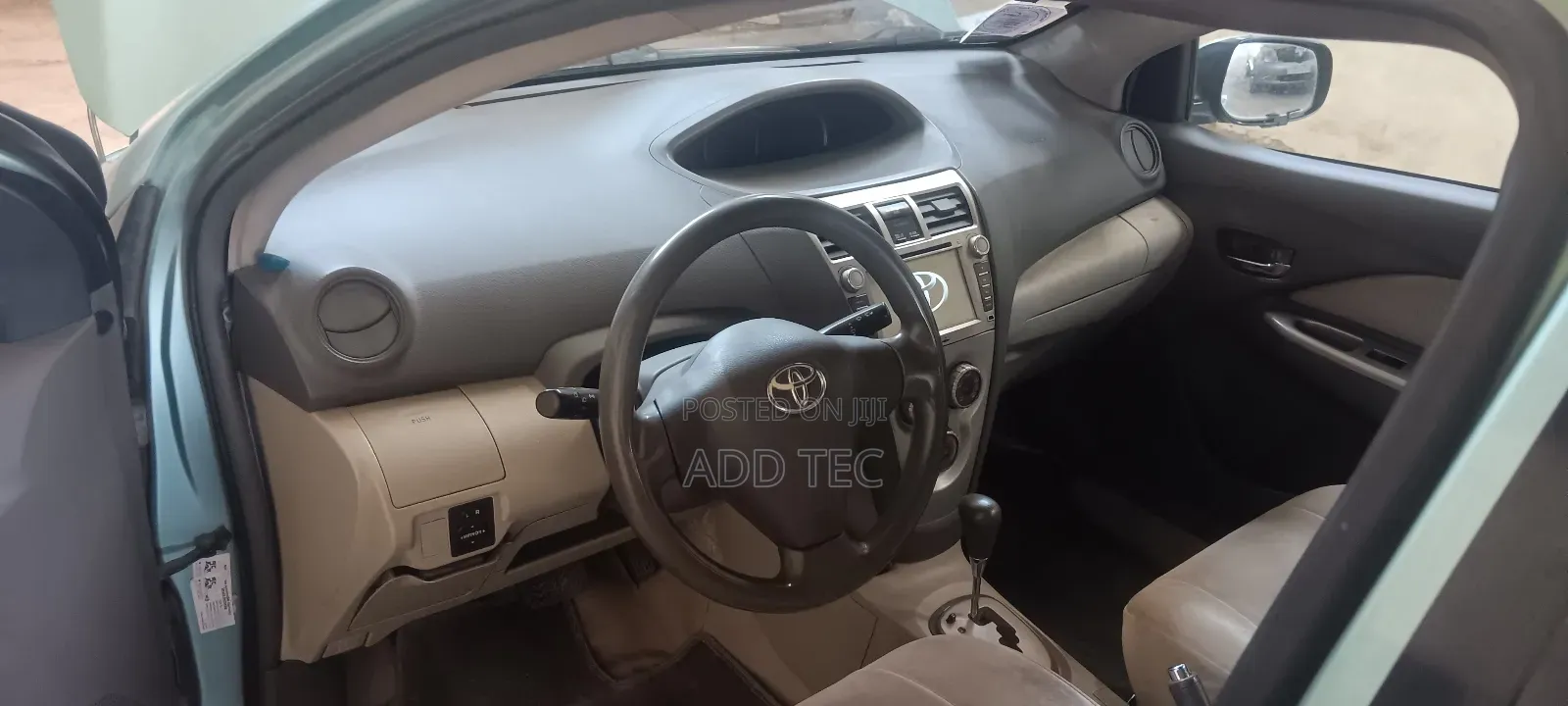 Toyota Yaris 1.3 HB T3 2009 Green