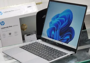 New Laptop 8GB Intel Core i5 SSD 512GB