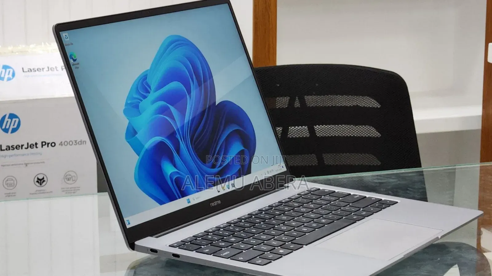 New Laptop 8GB Intel Core i5 SSD 512GB
