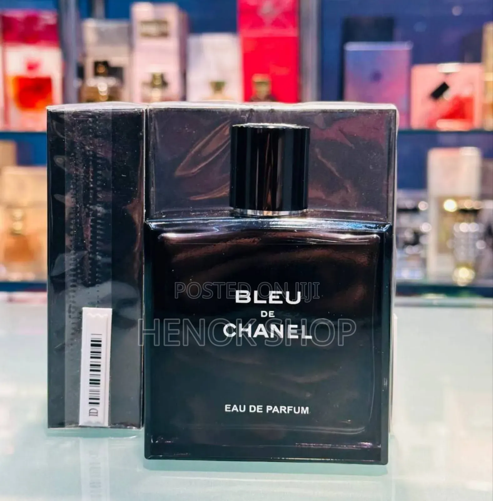Chanel ለሱ