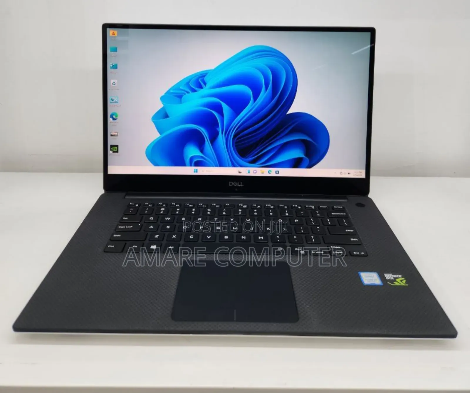 New Laptop Dell XPS 15 16GB Intel Core i7 SSD 512GB