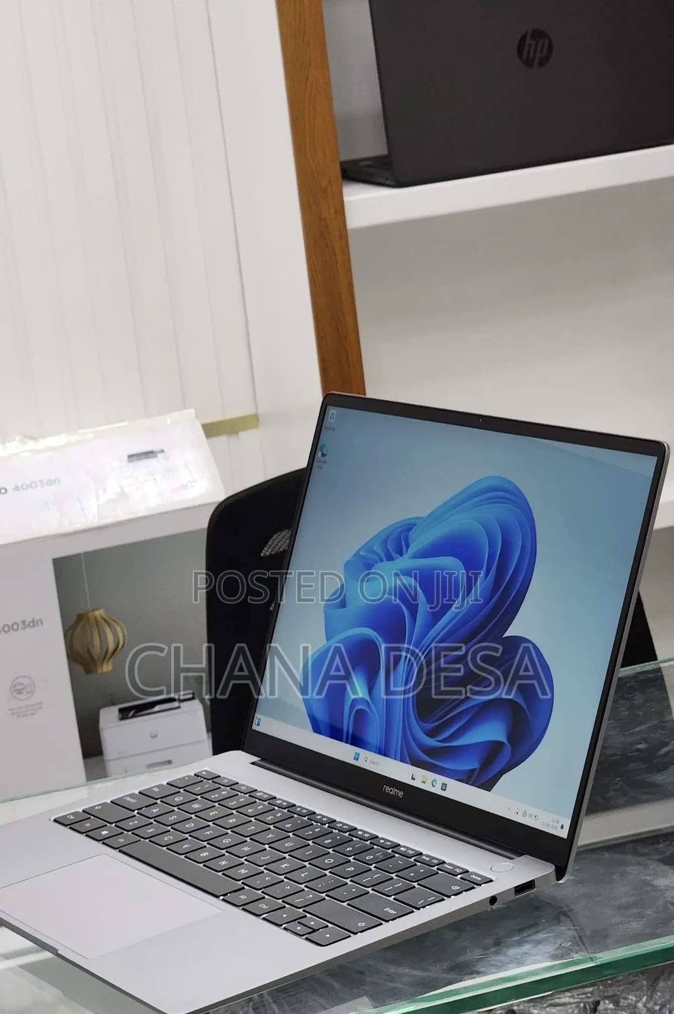 New Laptop 8GB Intel Core i5 SSD 512GB
