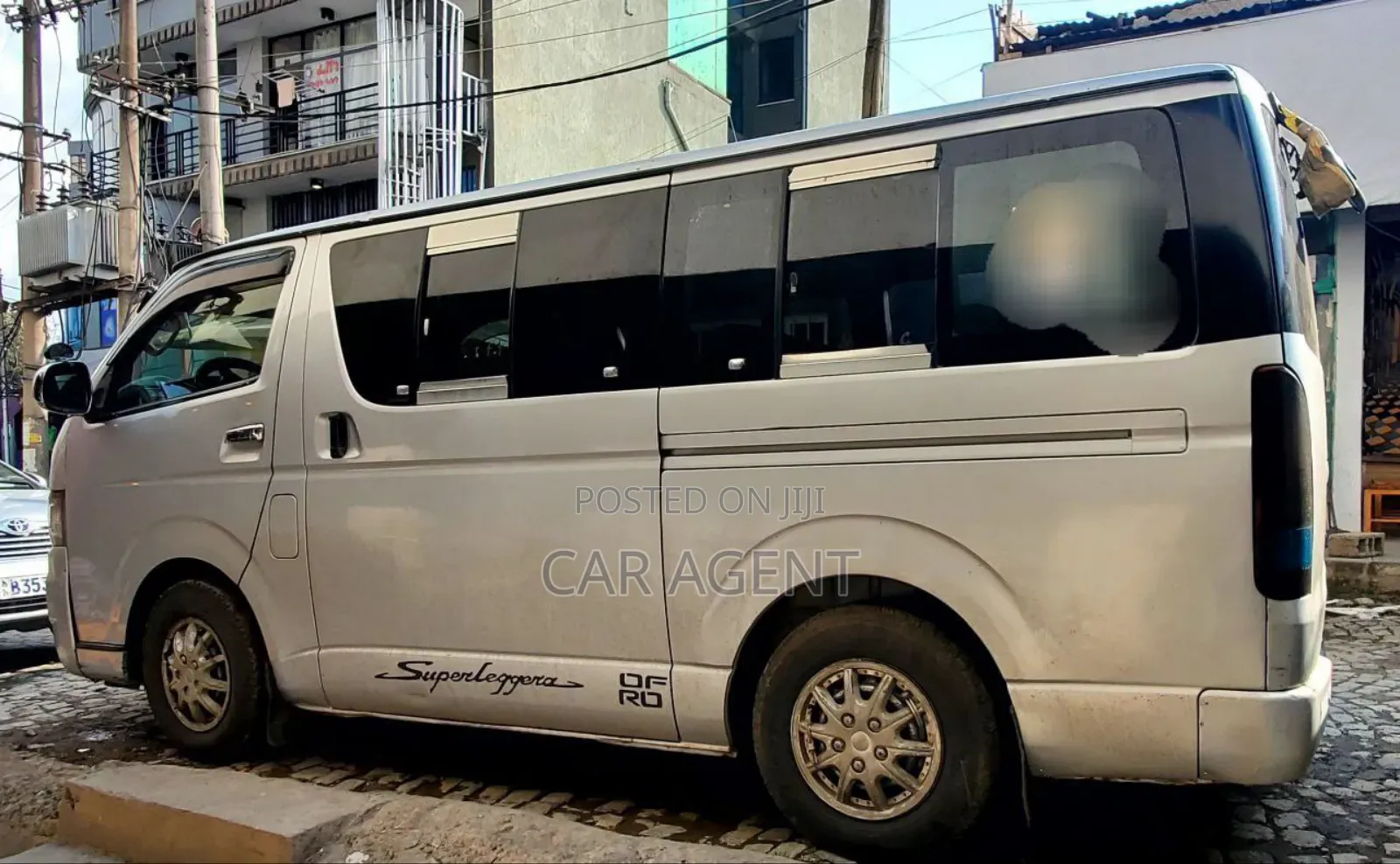 Toyota HiAce 2004 White