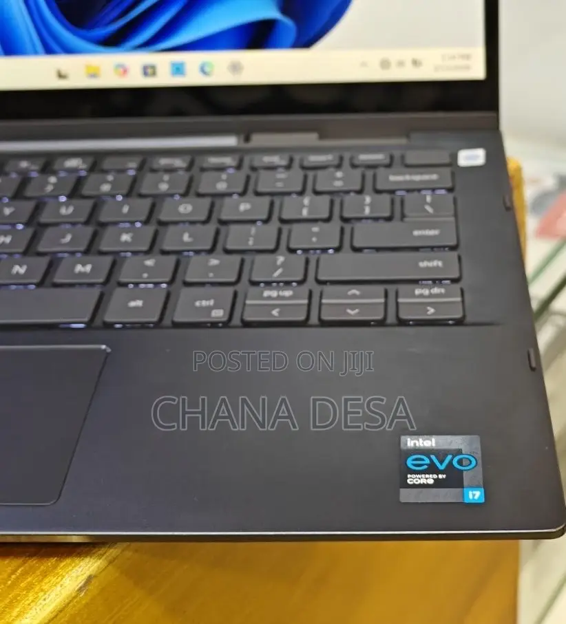 New Laptop Dell Inspiron 7306 16GB Intel Core i7 SSD 512GB