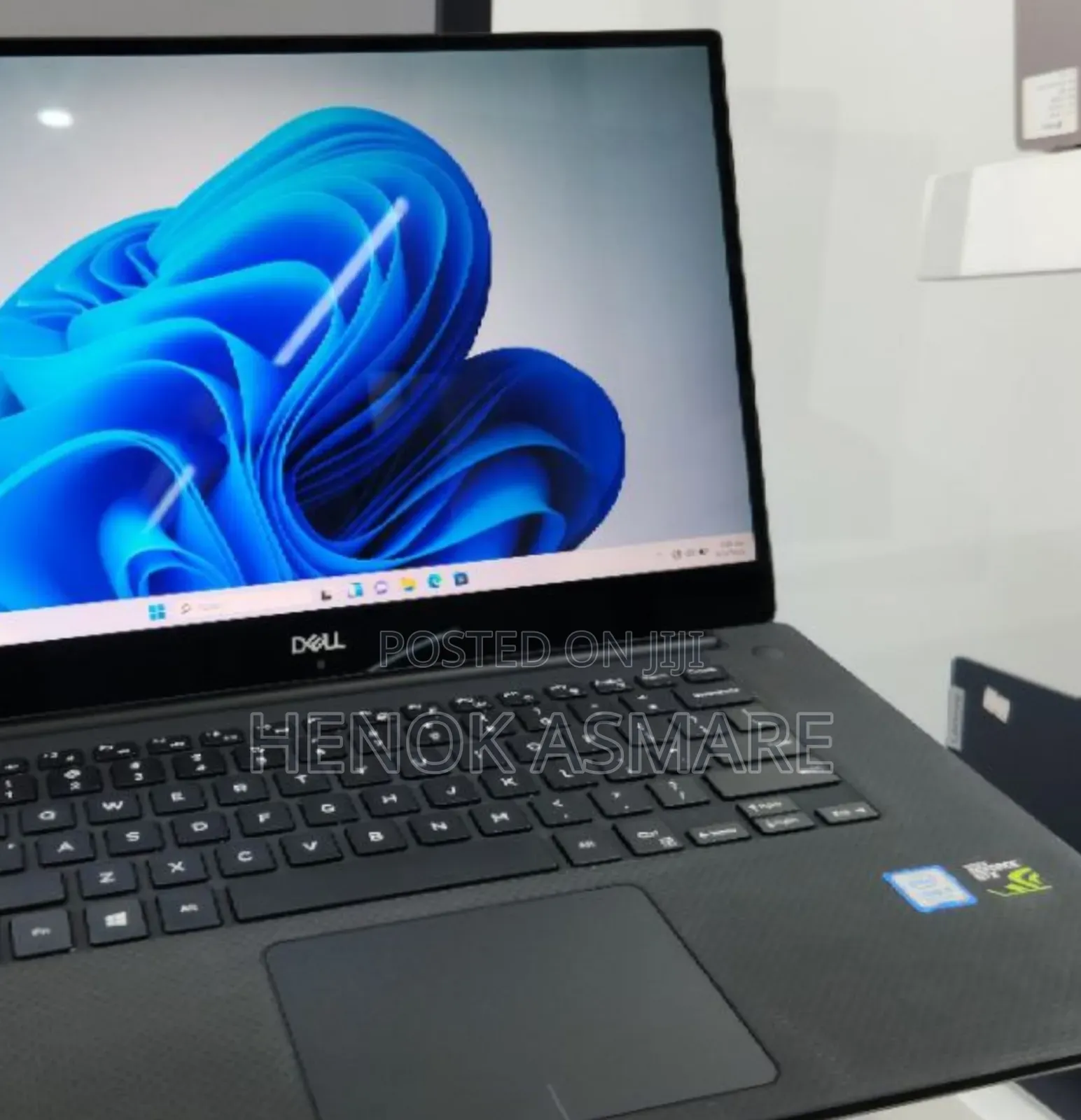 New Laptop Dell XPS 15 16GB Intel Core i7 SSD 512GB