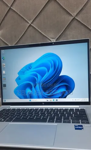 New Laptop HP EliteBook 840 G9 16GB Intel Core i7 SSD 512GB