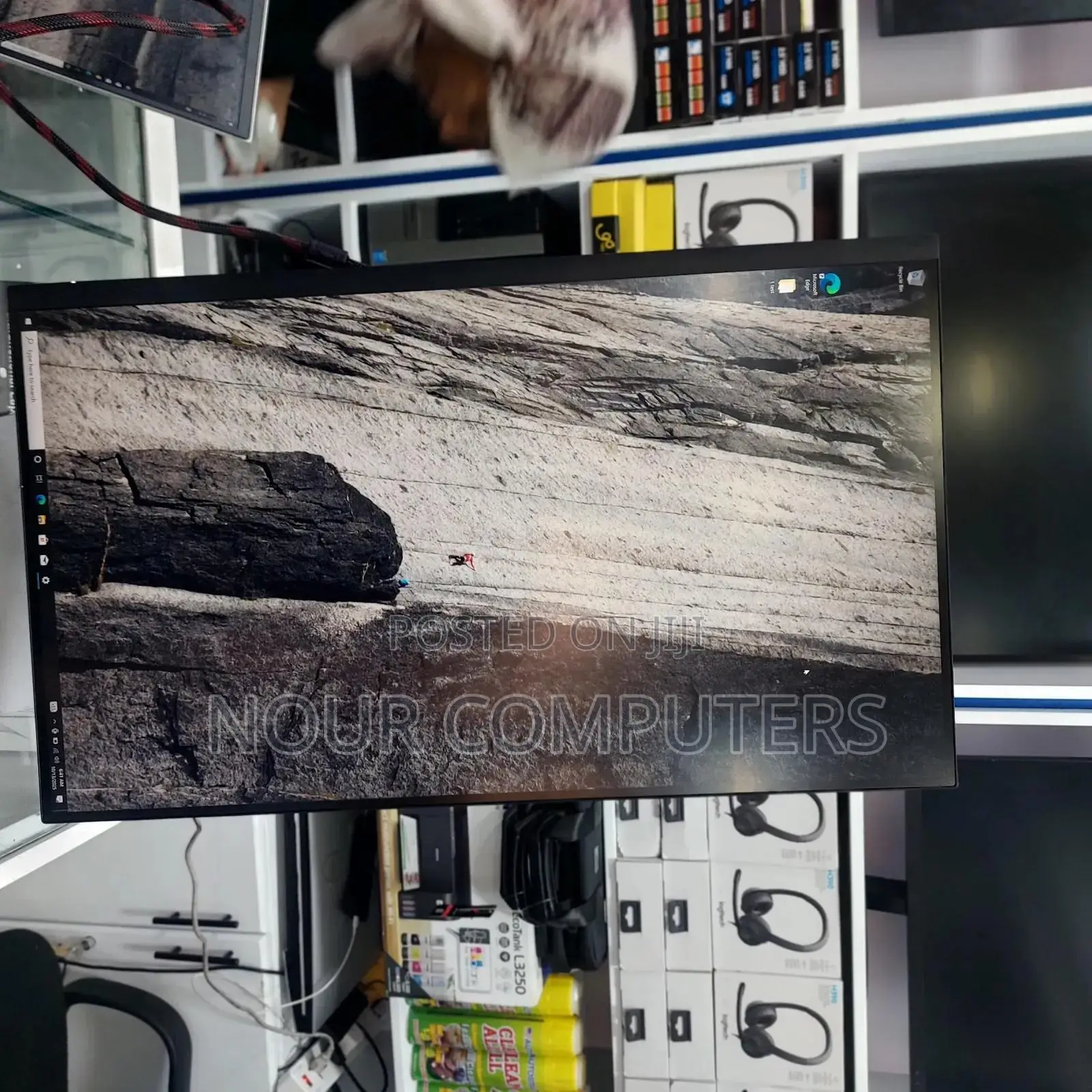 Dell 27 Inch Monitor
