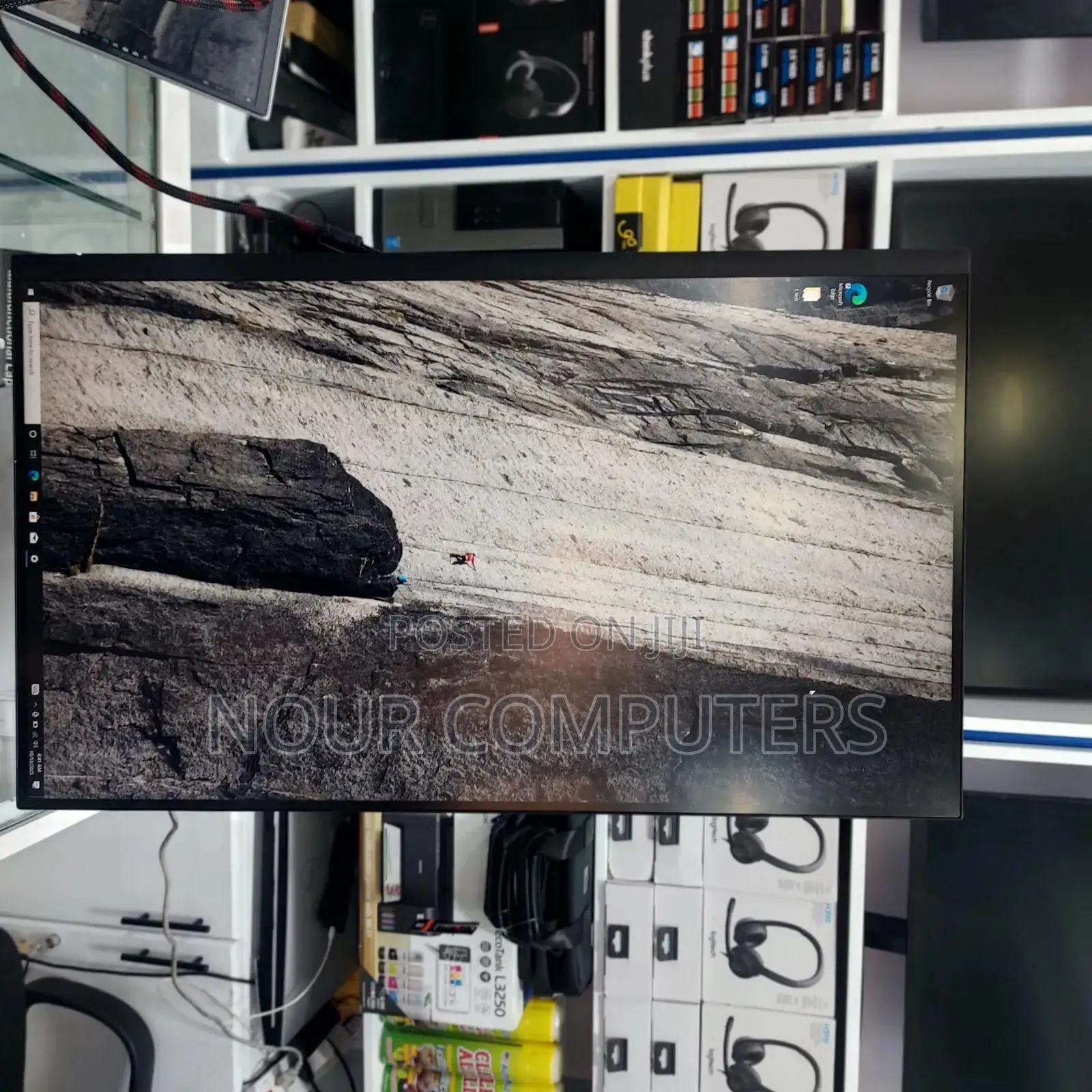 Dell 27 Inch Monitor