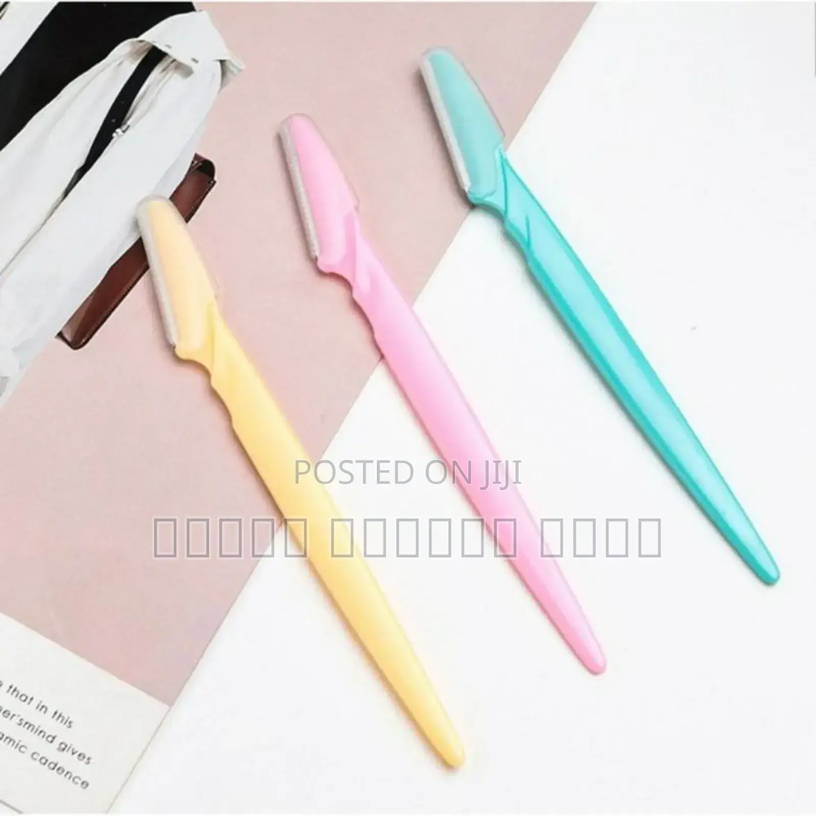 Eyebrow Shaper Tool