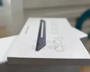 New Laptop Samsung 8GB SSD 256GB
