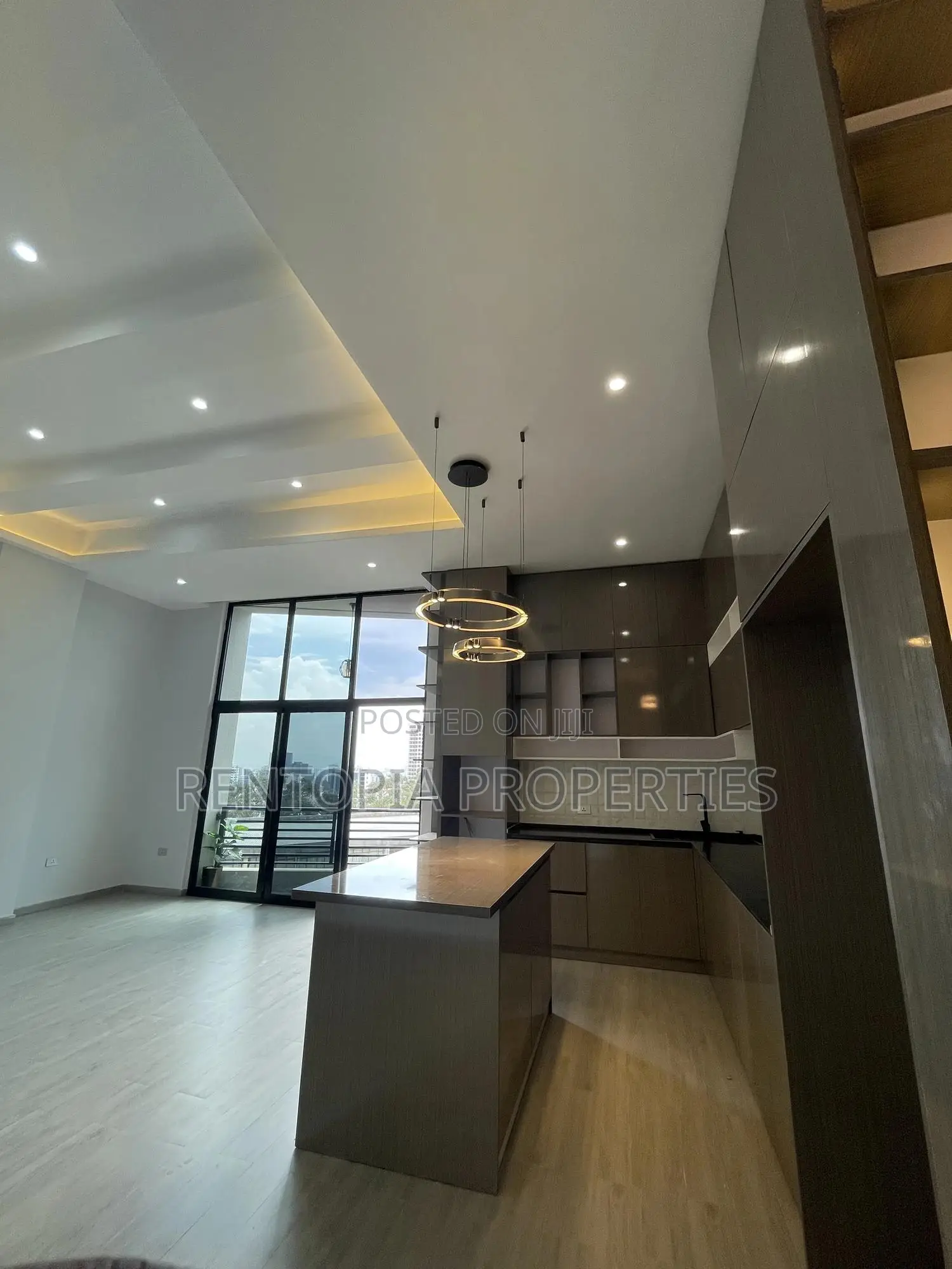 4bdrm Apartment in Yeka for rent