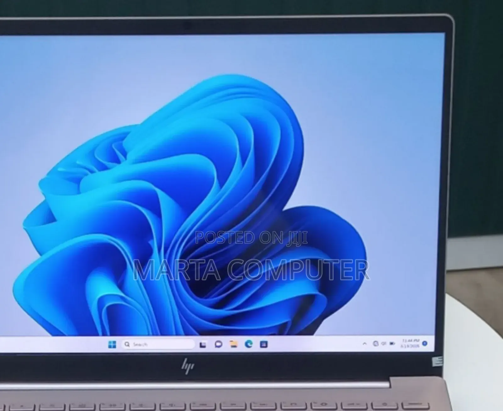 New Laptop HP Pavilion 13 16GB Intel Core i7 SSD 1T