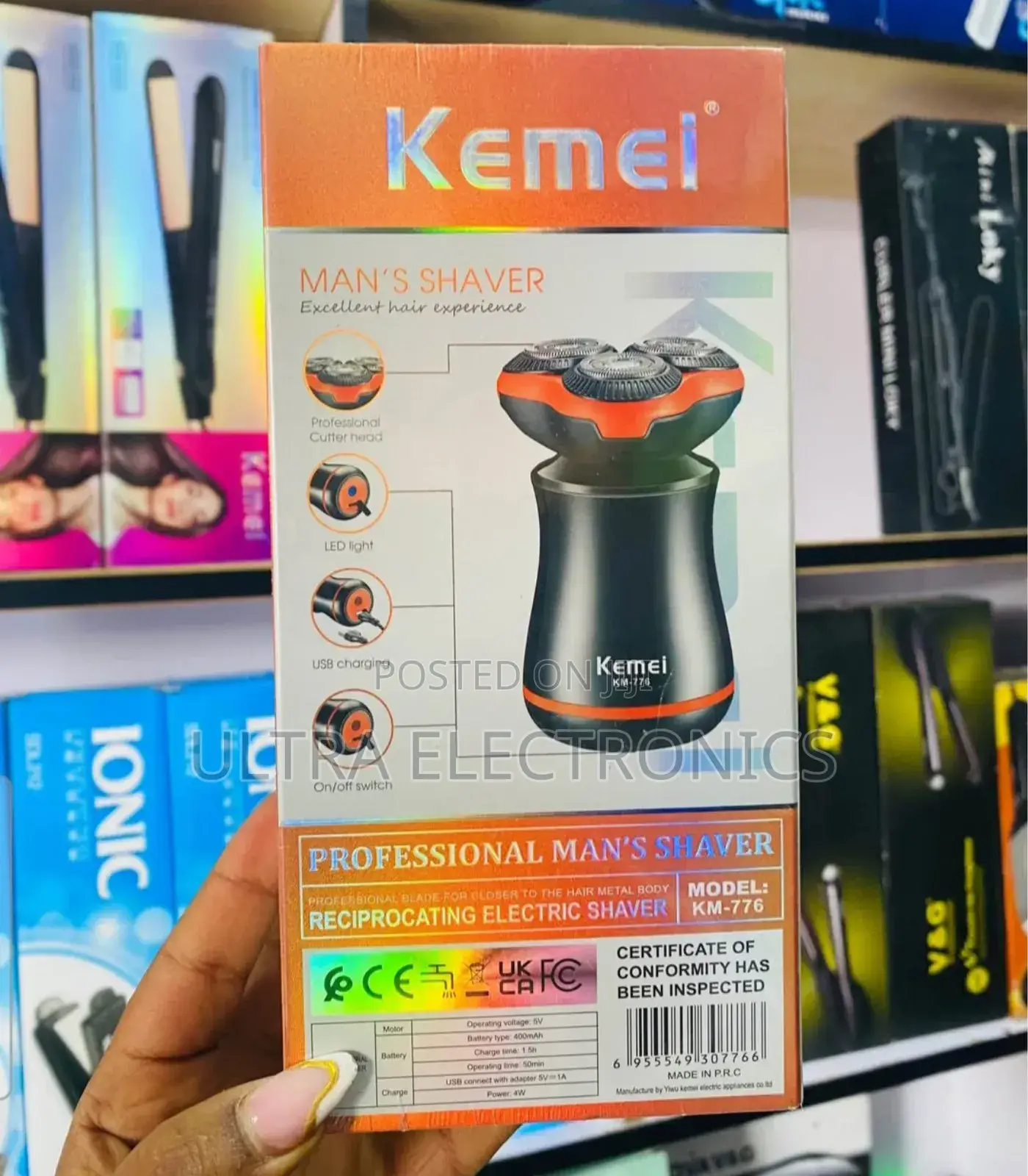 Kemei Km-776 Electric Shaver. It Features a Titanium Foil Metal Tool