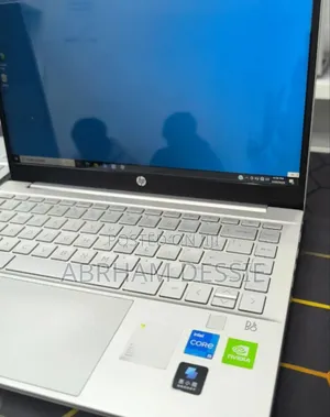 New Laptop HP 16GB Intel Core i5 SSD 512GB