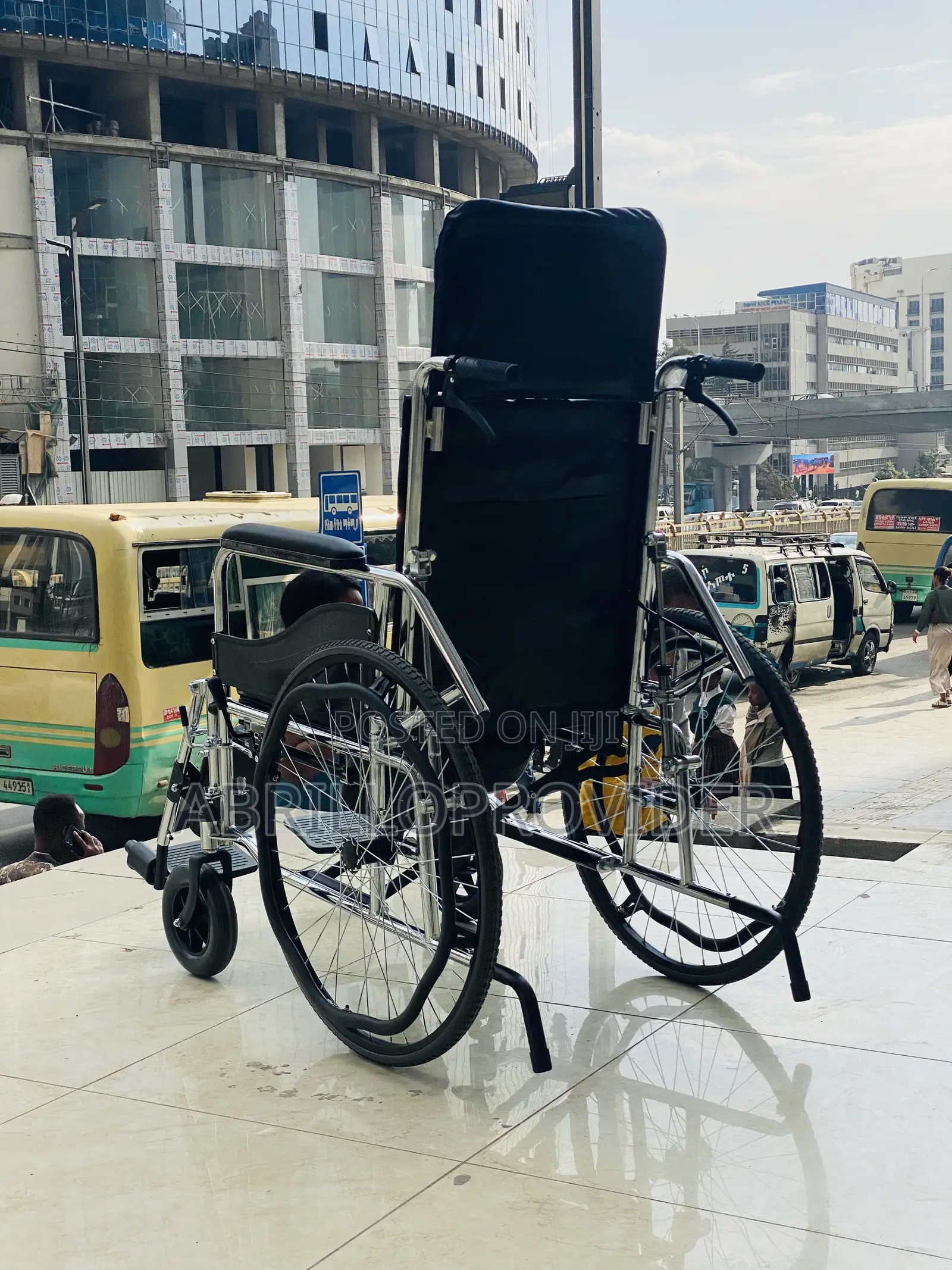 Toilet Multifunctional Portable Handcart for the Elderly Disabled Scoo