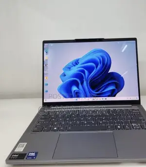 New Laptop Lenovo 32GB Intel Core Ultra 9 SSD 512GB