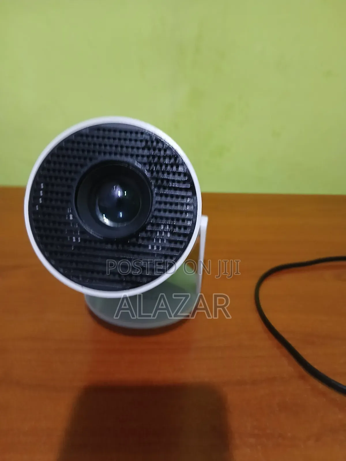 Projecter (Hy300)
