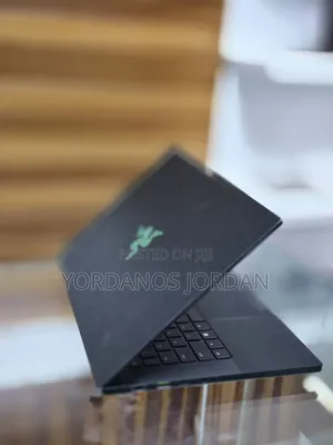 New Laptop Razer Blade 16GB Intel Core i7 SSD 512GB