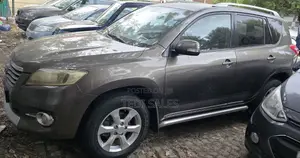 Toyota RAV4 2012 Brown