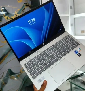 New Laptop HP Stream Notebook 16GB Intel Core i7 SSD 512GB