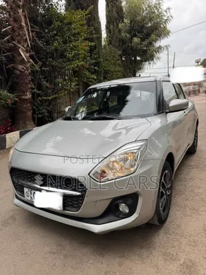 Suzuki Swift 2022 Silver