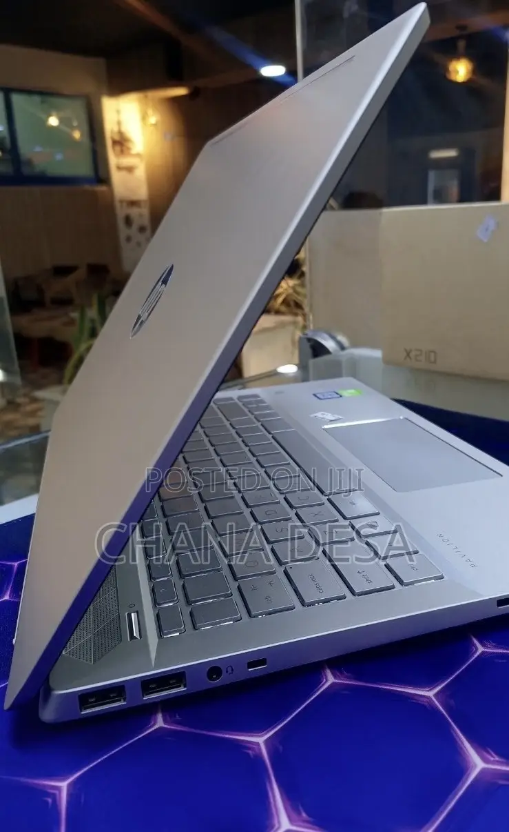 New Laptop HP Pavilion 14 16GB Intel Core i5 SSD 512GB