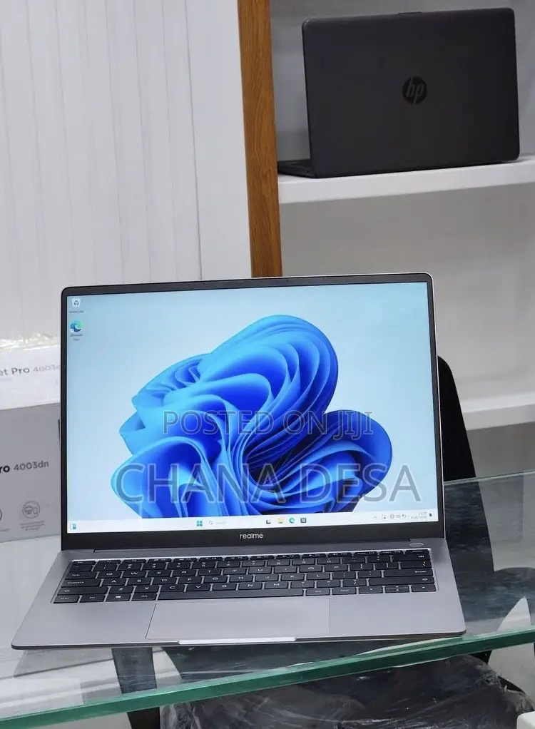 New Laptop 4GB Intel Core i5 SSD 512GB