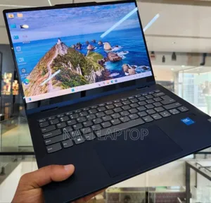 New Laptop Lenovo 16GB Intel Core 7 SSD 512GB
