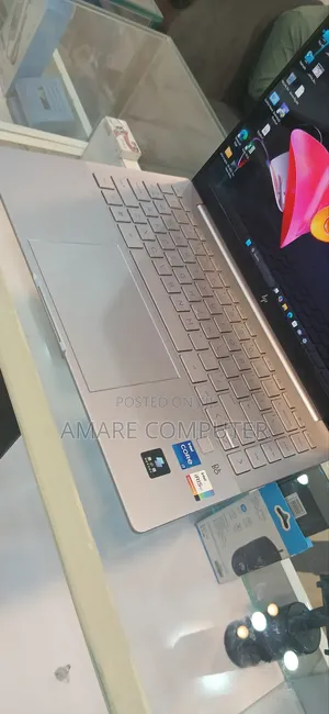 New Laptop HP Pavilion 14 16GB Intel Core i7 SSD 1T