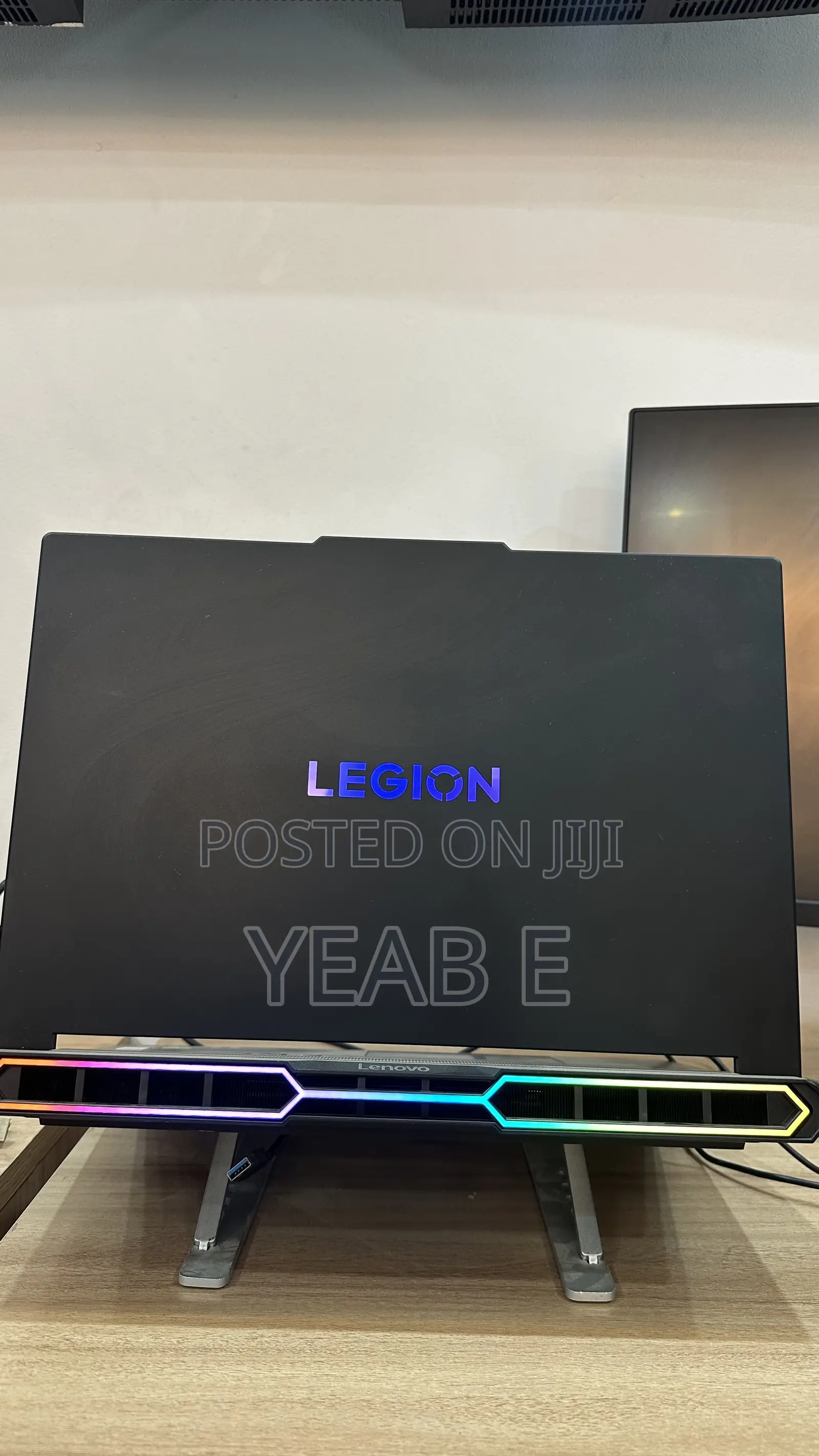 New Laptop Lenovo Legion 7 32GB Intel Core Ultra 9 SSD 2T