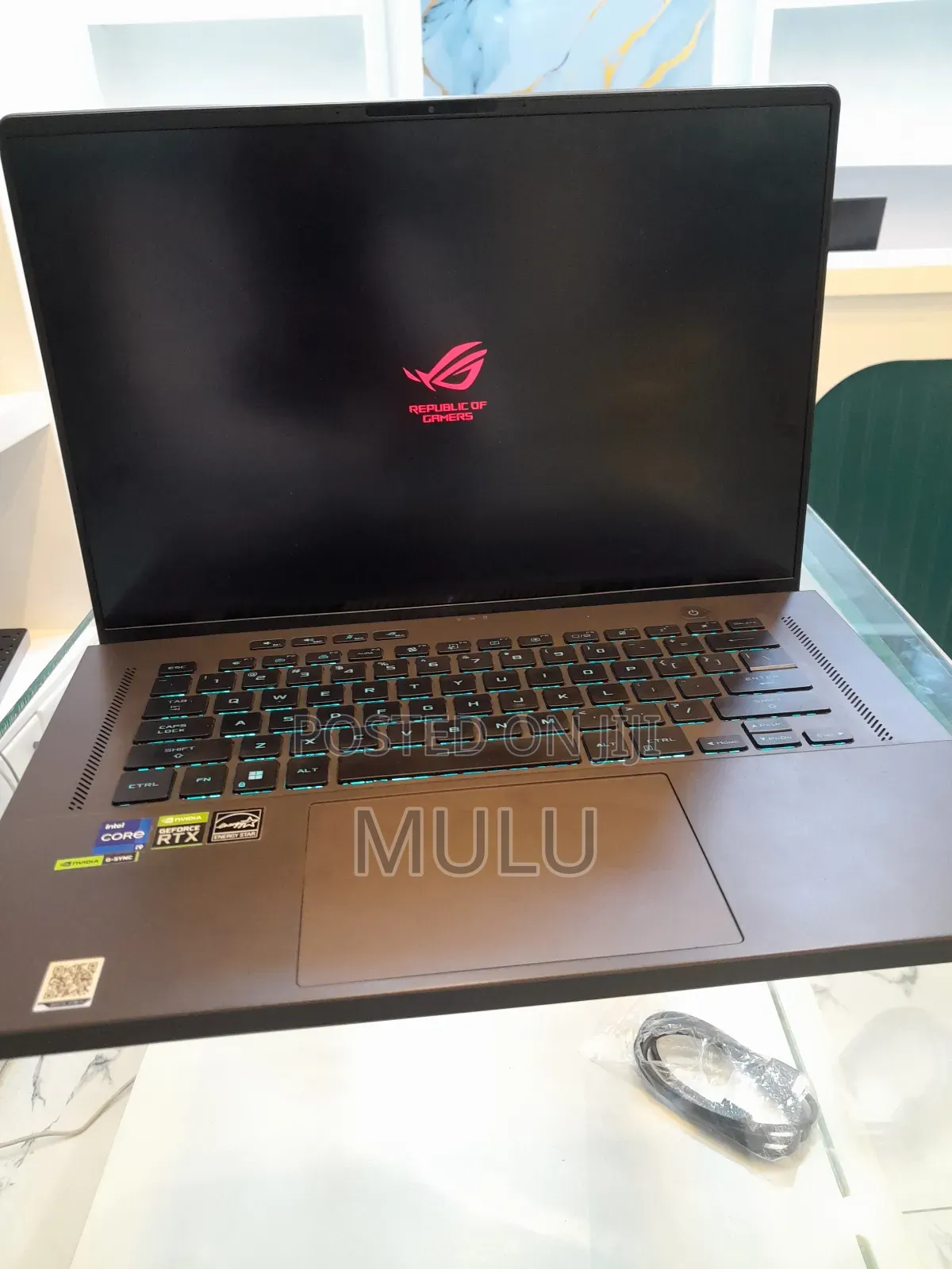 New Laptop Asus ROG Zephyrus G15 16GB Intel Core i9 SSD 1T