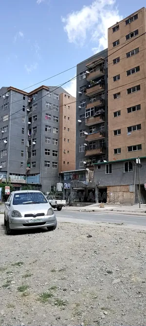 የሚሸጭ 40/60ኮንዶምኒይም